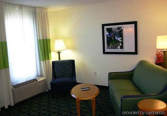 Fairfield Inn & Suites Cleveland Avon Екстер'єр фото